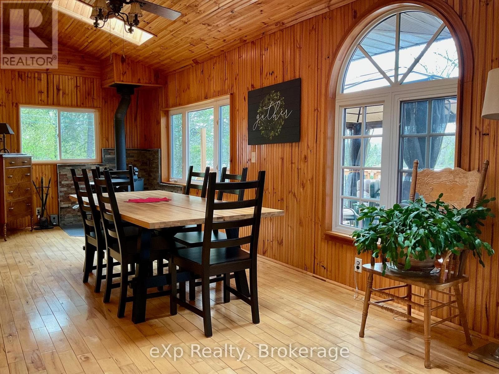 19 VALLEY DRIVE, OnePoint — photo 4
