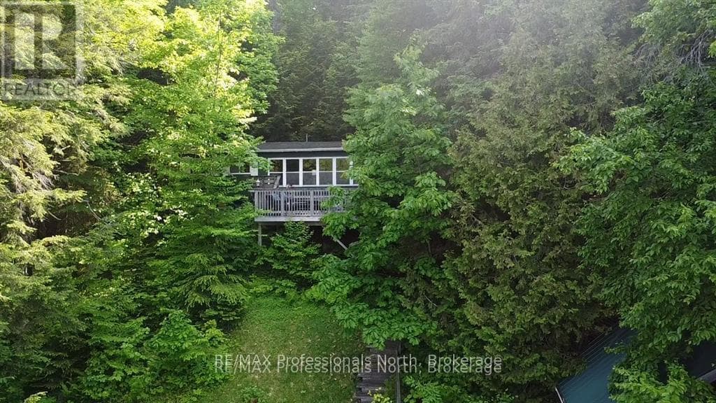69 MAPLE DRIVE, OnePoint — photo 3