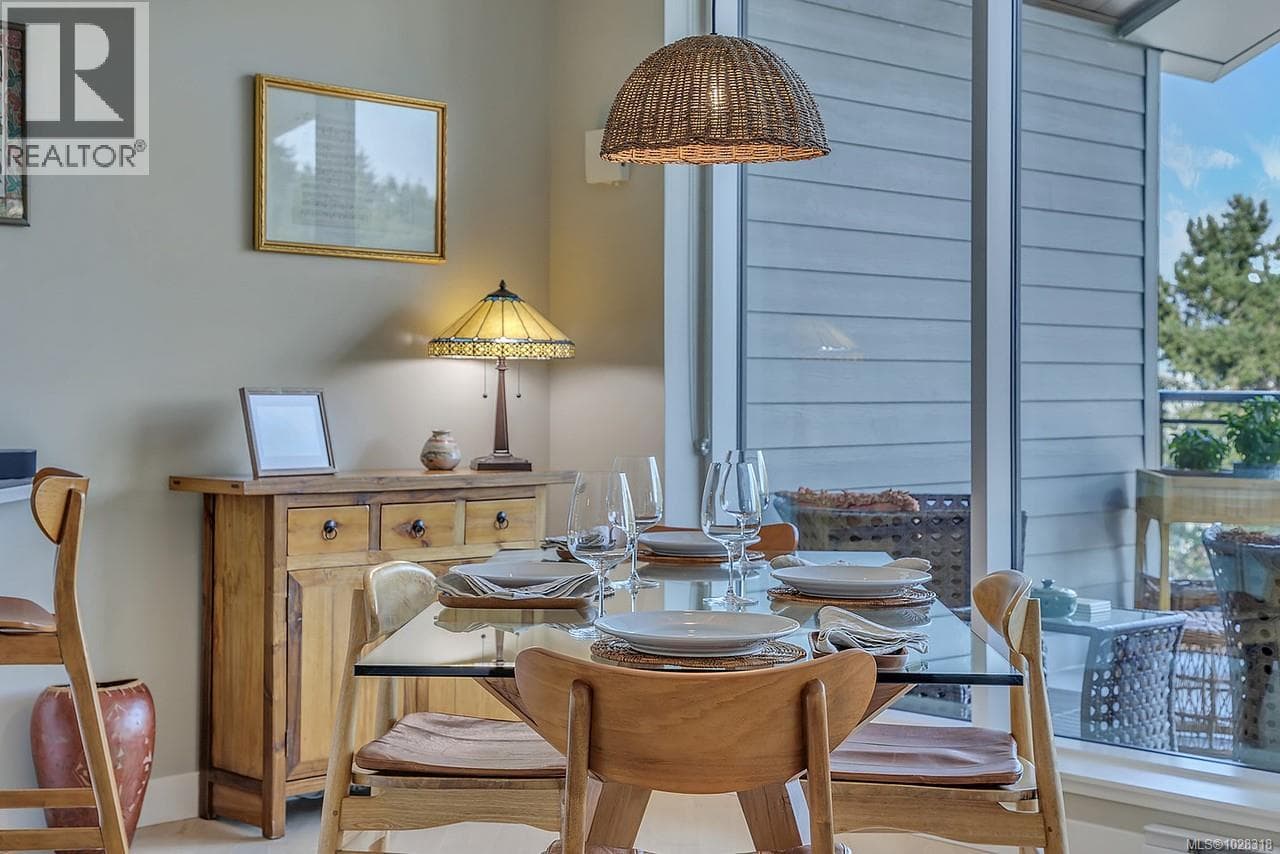 506 3529 Dolphin Dr, Vancouver Island — photo 4