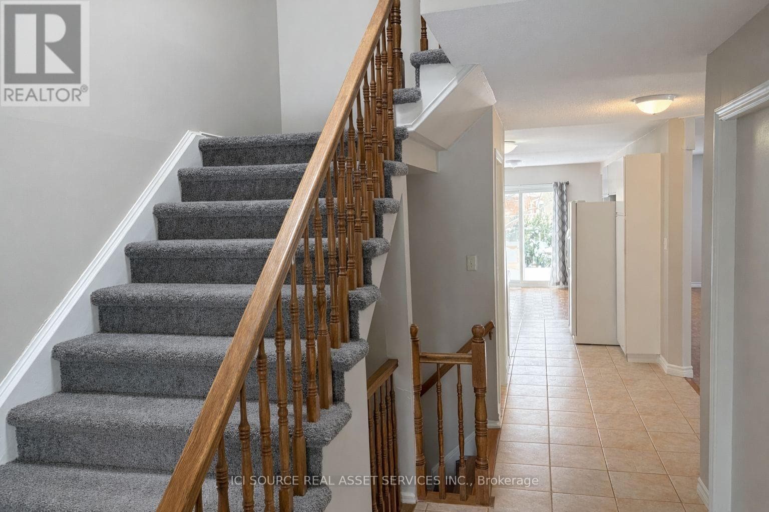 1593 MURPHY ROAD, Toronto — photo 2