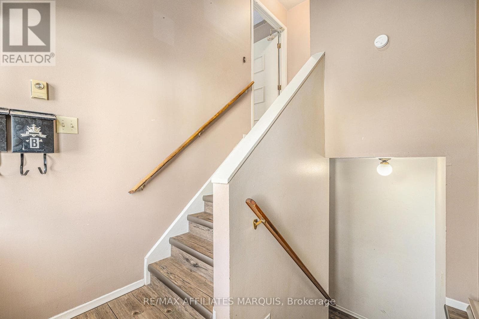 71 STEPHEN STREET, Ottawa — photo 5