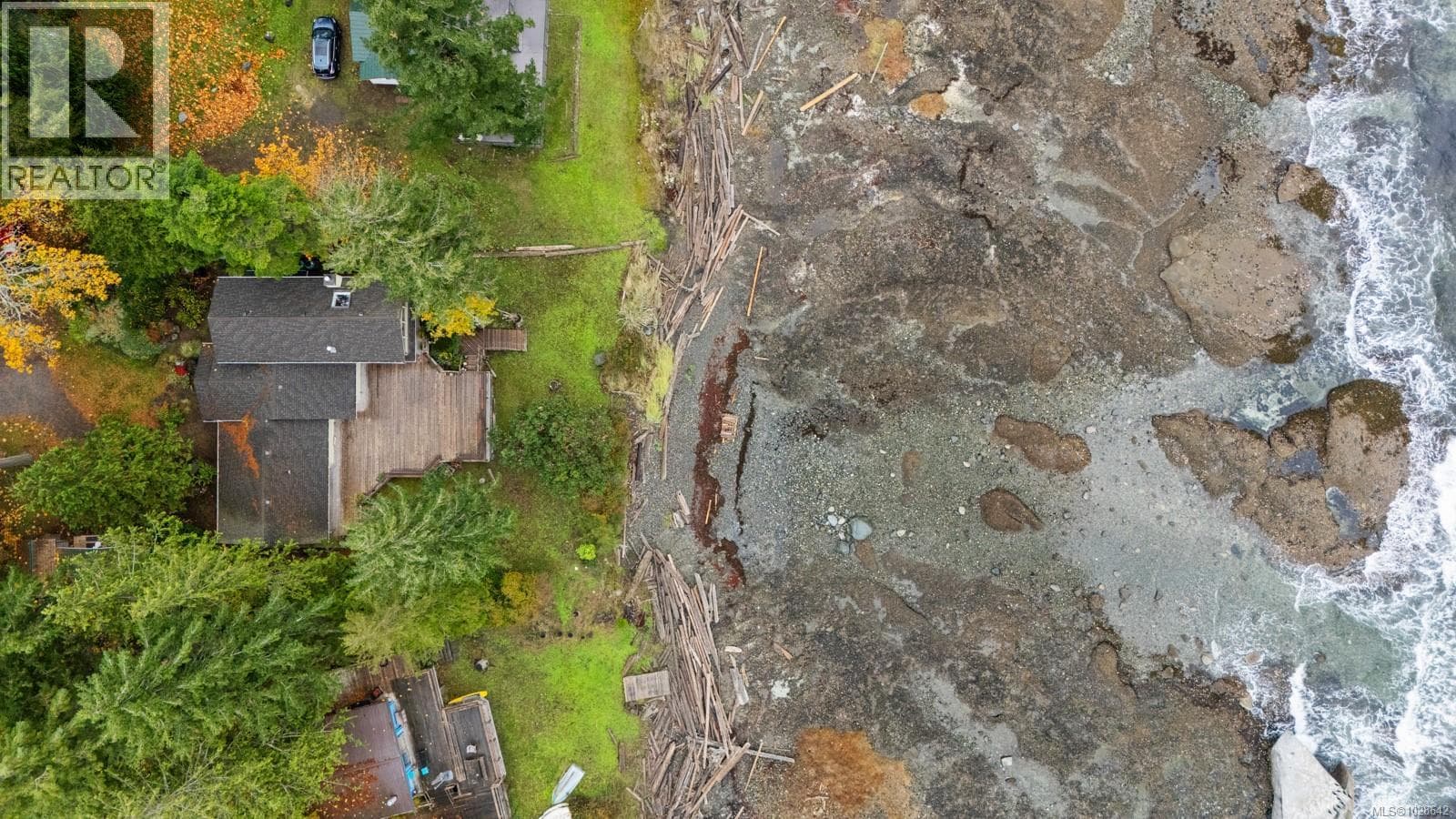 3495 Harwood Rd, Vancouver Island — photo 5