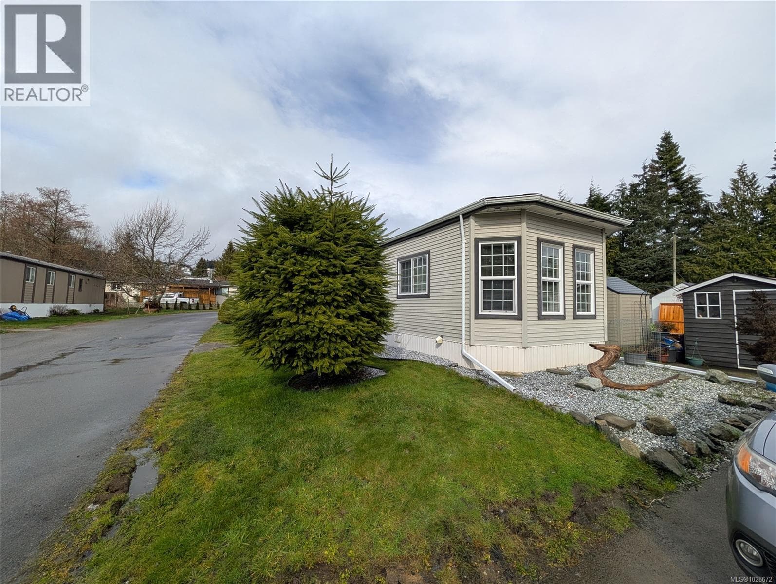 24 7021 Grant Rd W, Victoria — photo 3