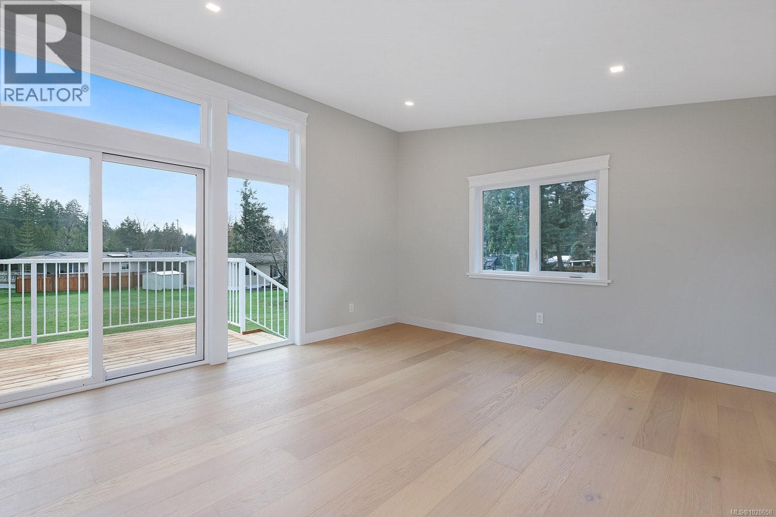 3 6225 Lugrin Rd, Vancouver Island — photo 4