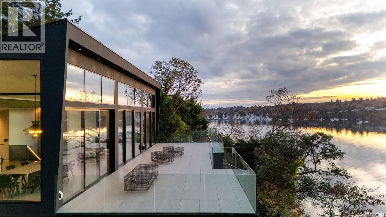 2701 SEA VIEW ROAD, Victoria — photo 5