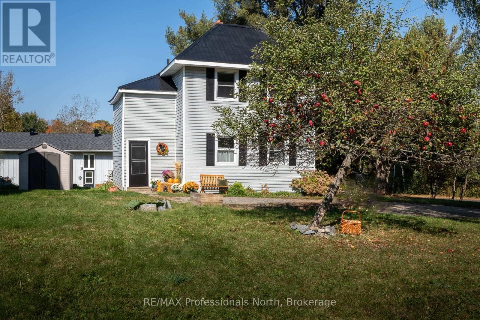 26 KITCHEN ROAD SOUTH, OnePoint — photo 2