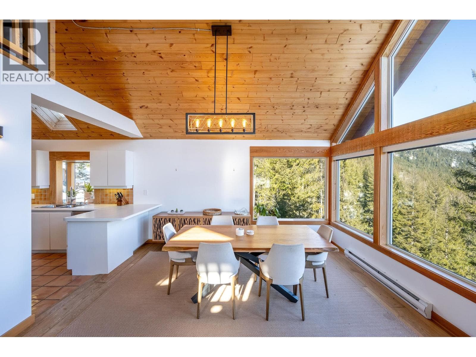 8373 MOUNTAIN VIEW DRIVE, Greater Vancouver — photo 5