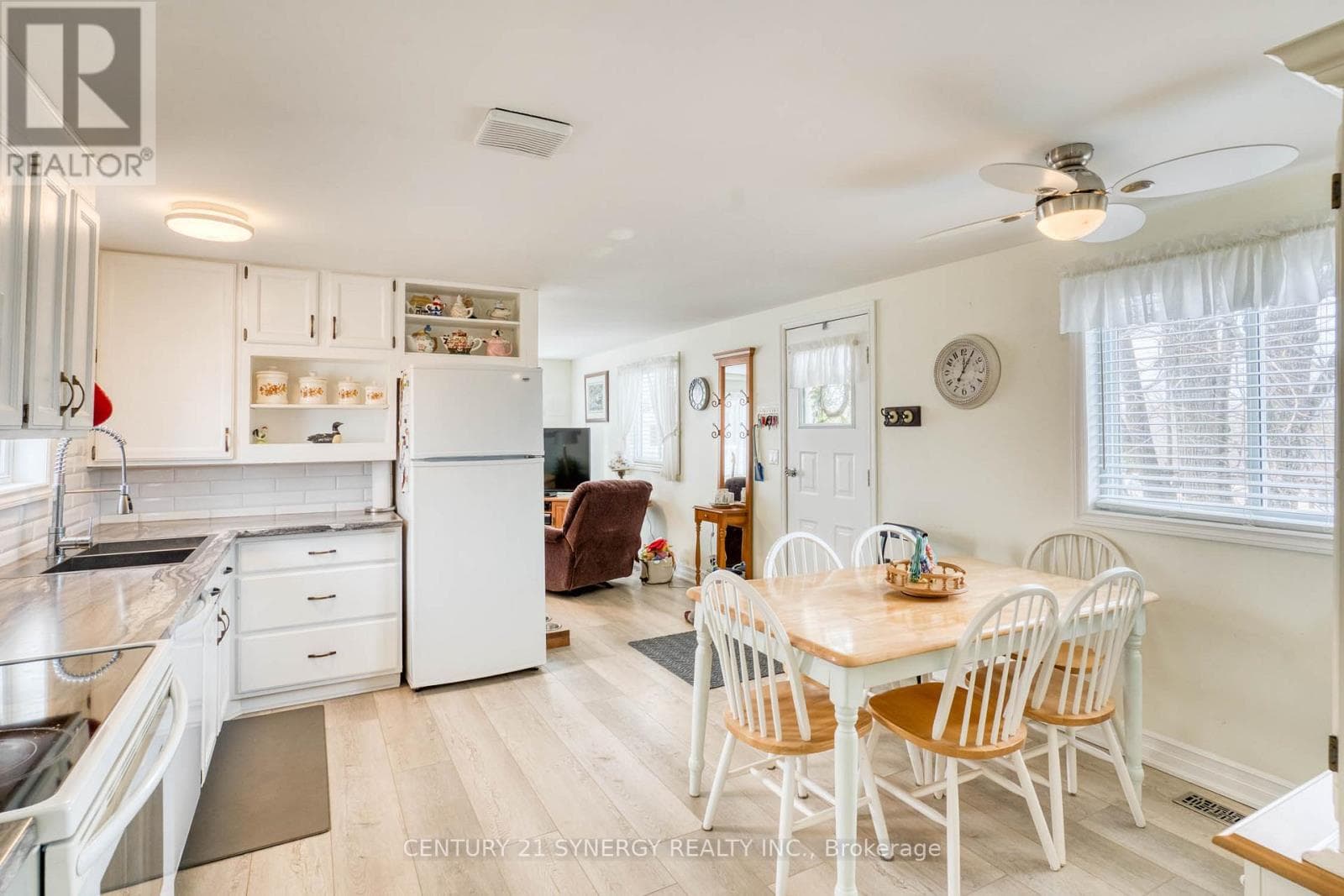 204 HILLVIEW ROAD, Ottawa — photo 5