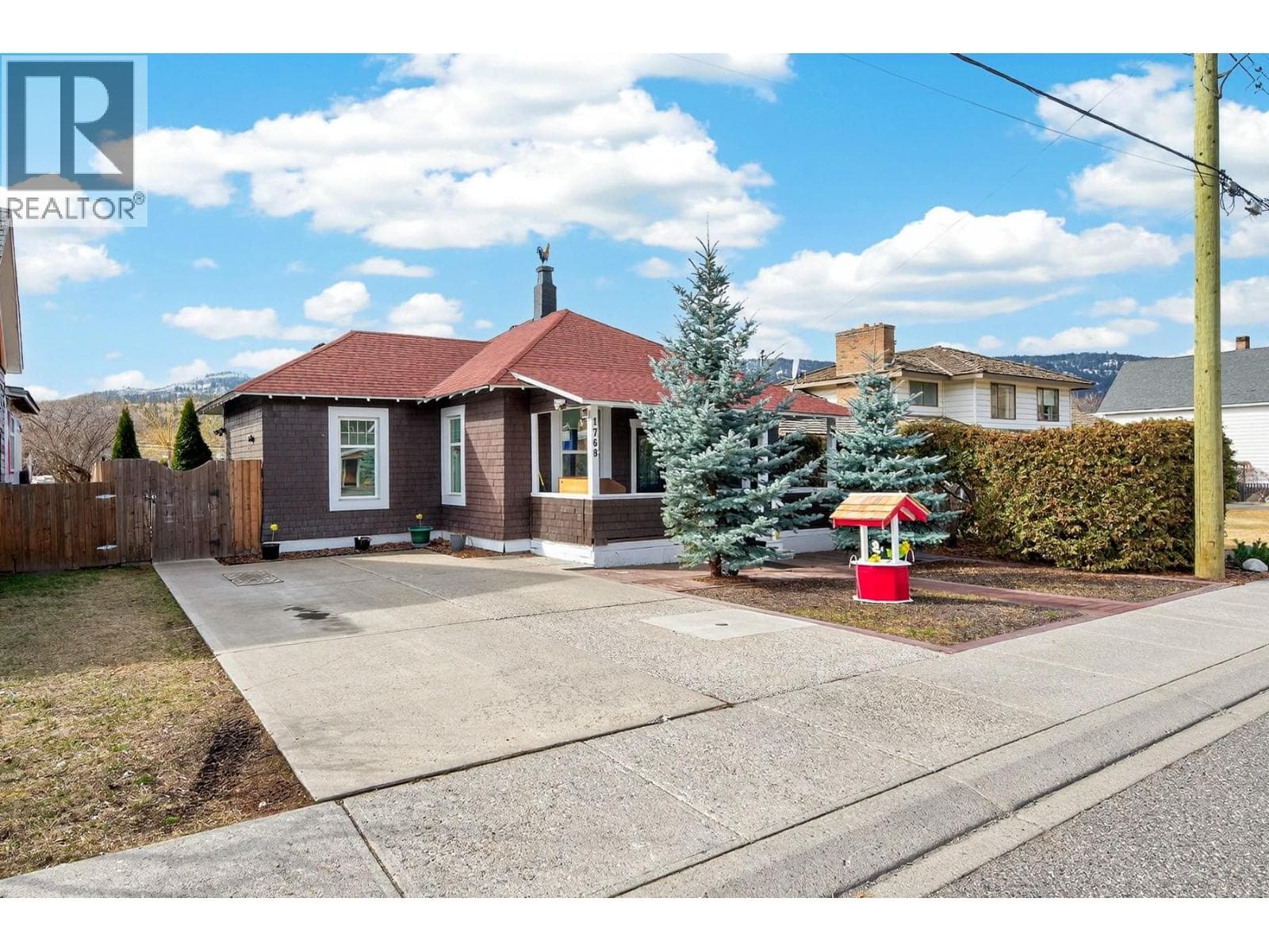 1768 Granite Avenue, Interior REALTORS® — photo 2