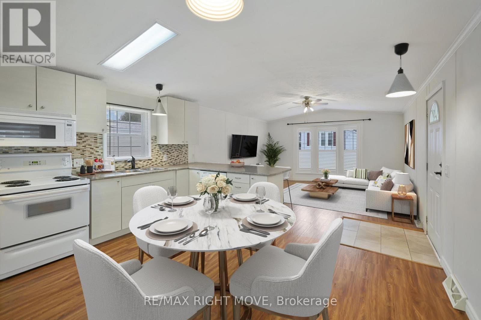 4041 ASH CRESCENT in 
