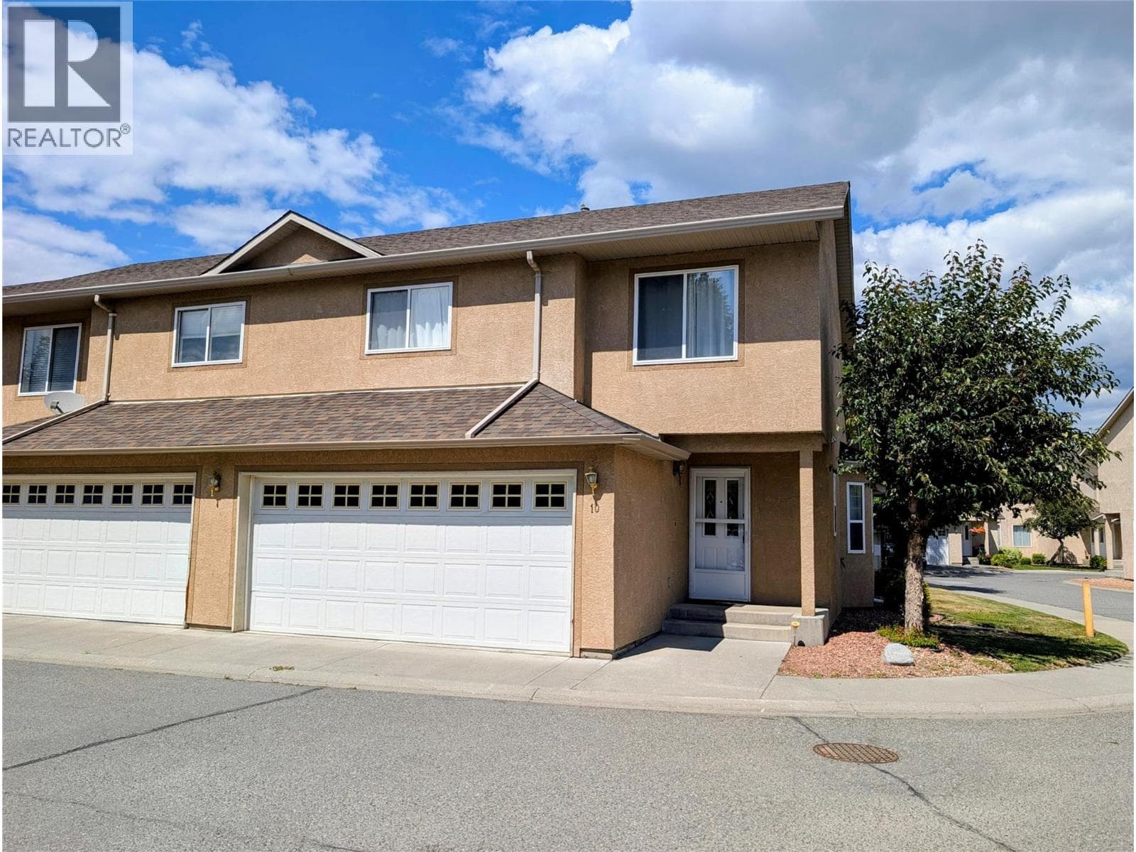 1749 MENZIES STREET UNIT 10 in 