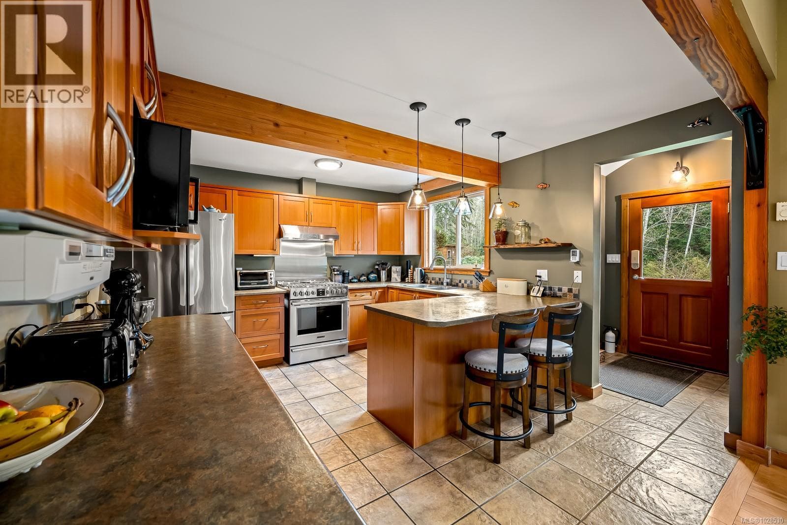 1590 CARRINGTON BAIE ROAD, Vancouver Island — photo 5