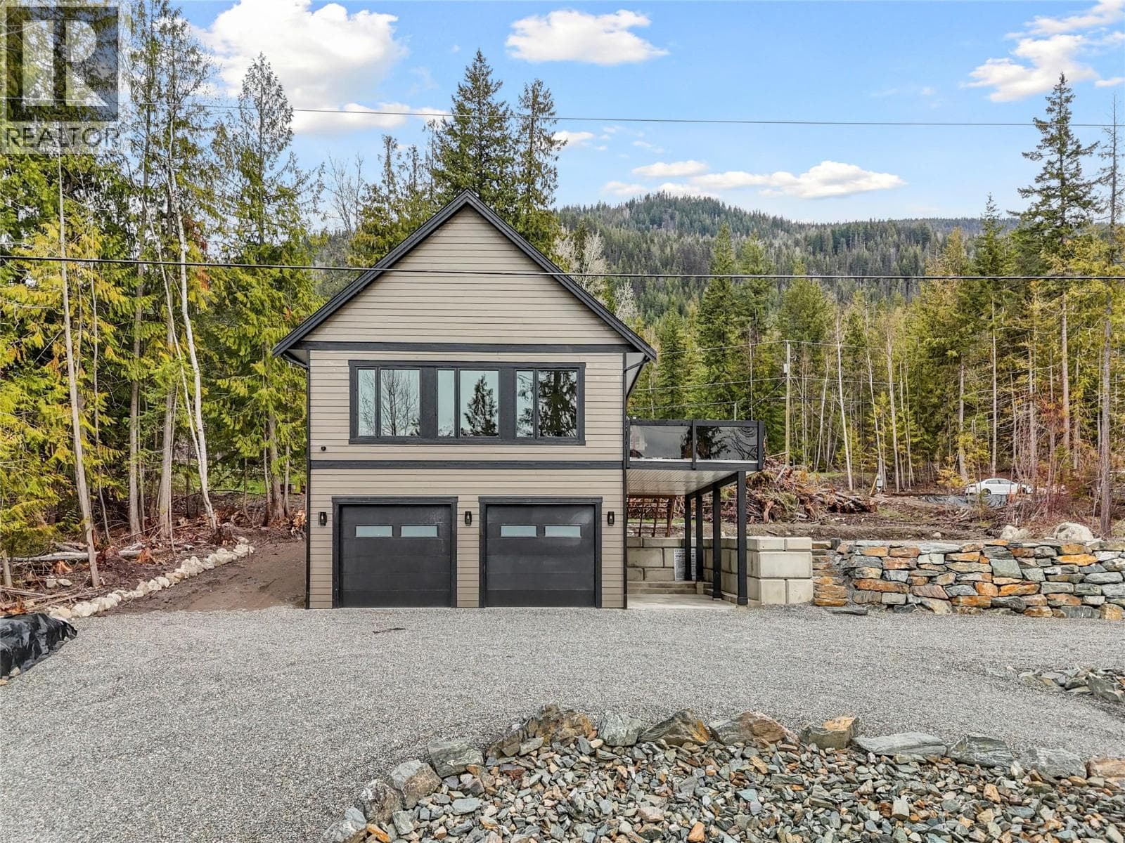 7455 Stampede Trail in 