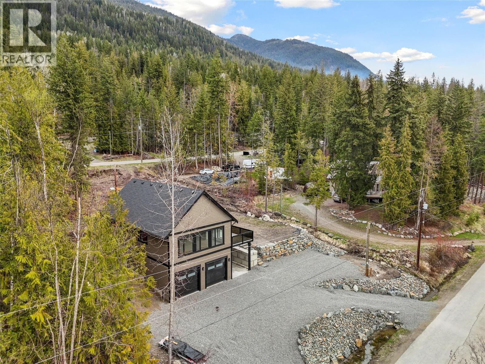 7455 Stampede Trail, Interior REALTORS® — photo 2