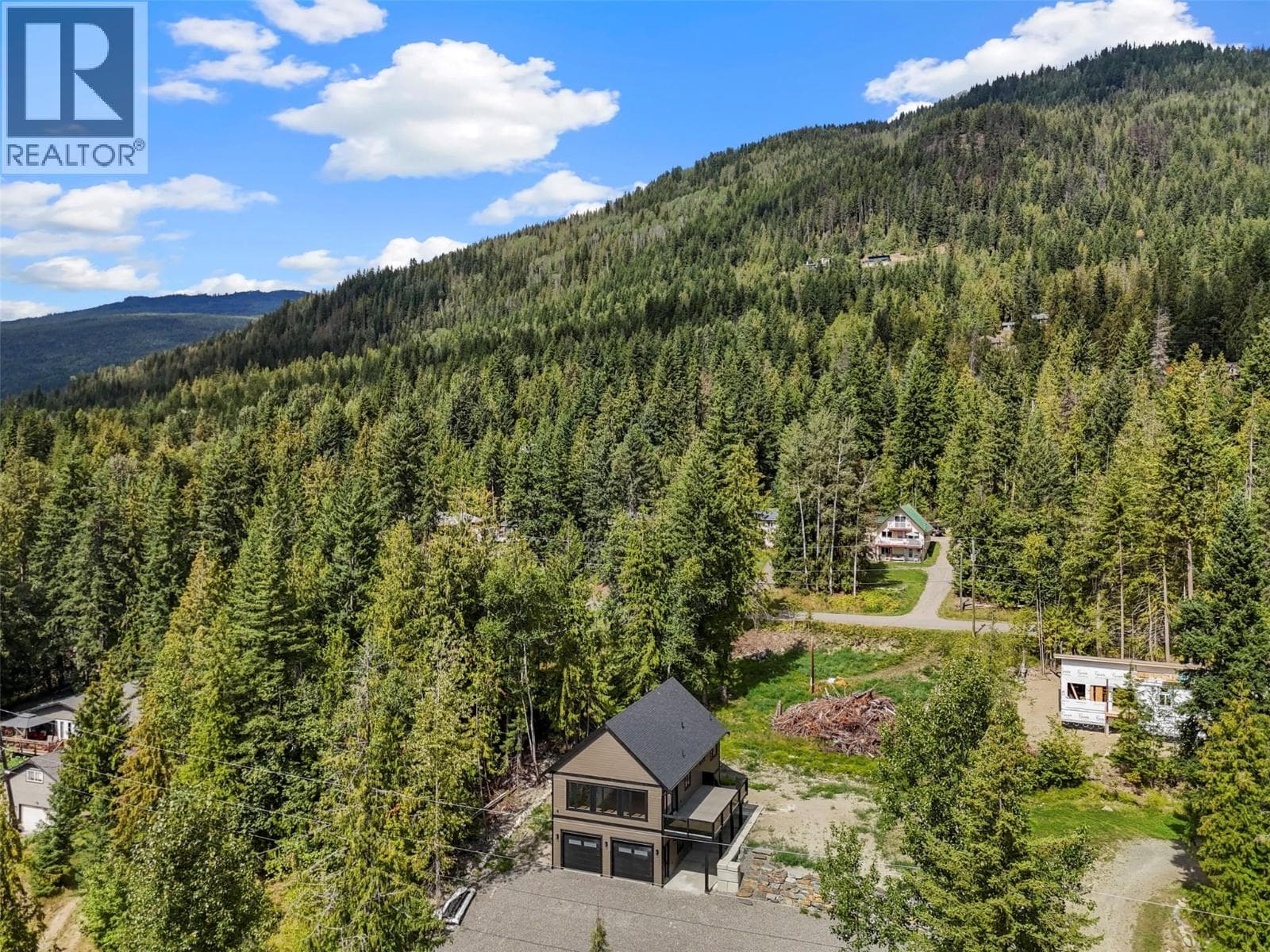 7455 Stampede Trail, Interior REALTORS® — photo 3