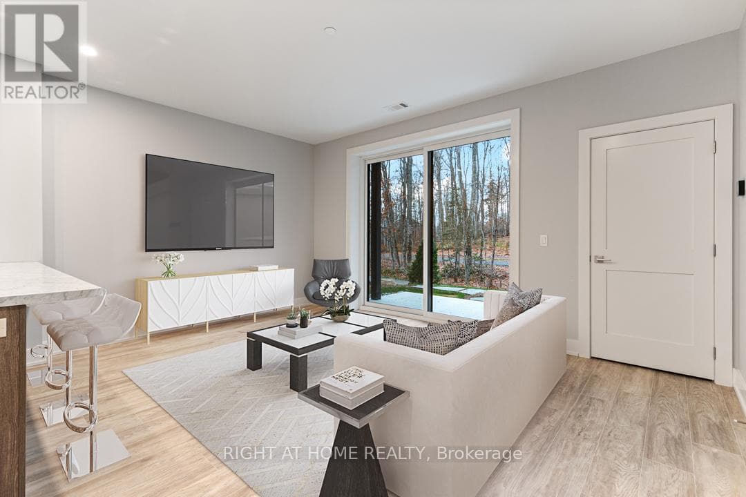 18 CAMPUS TRAIL UNIT 107, Toronto — photo 4