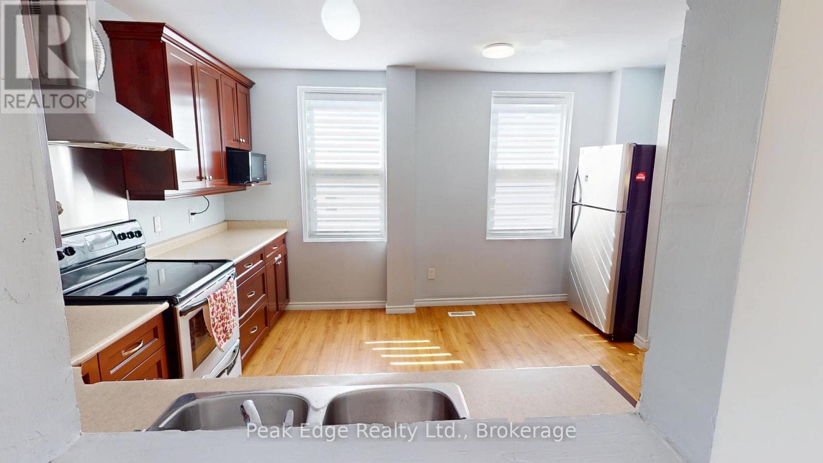 473 CAMPBELL STREET, OnePoint — photo 4