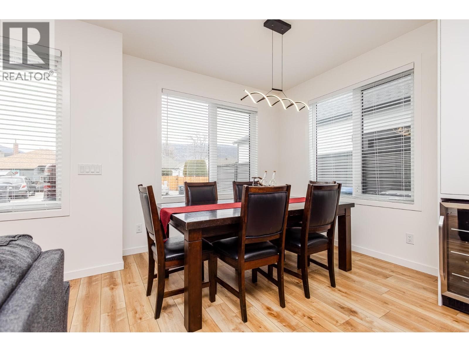 169 Maple Street Unit# 103, Interior REALTORS® — photo 5