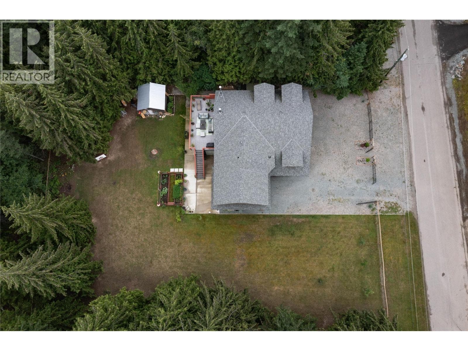 4037 SANTA ROAD, Interior REALTORS® — photo 4