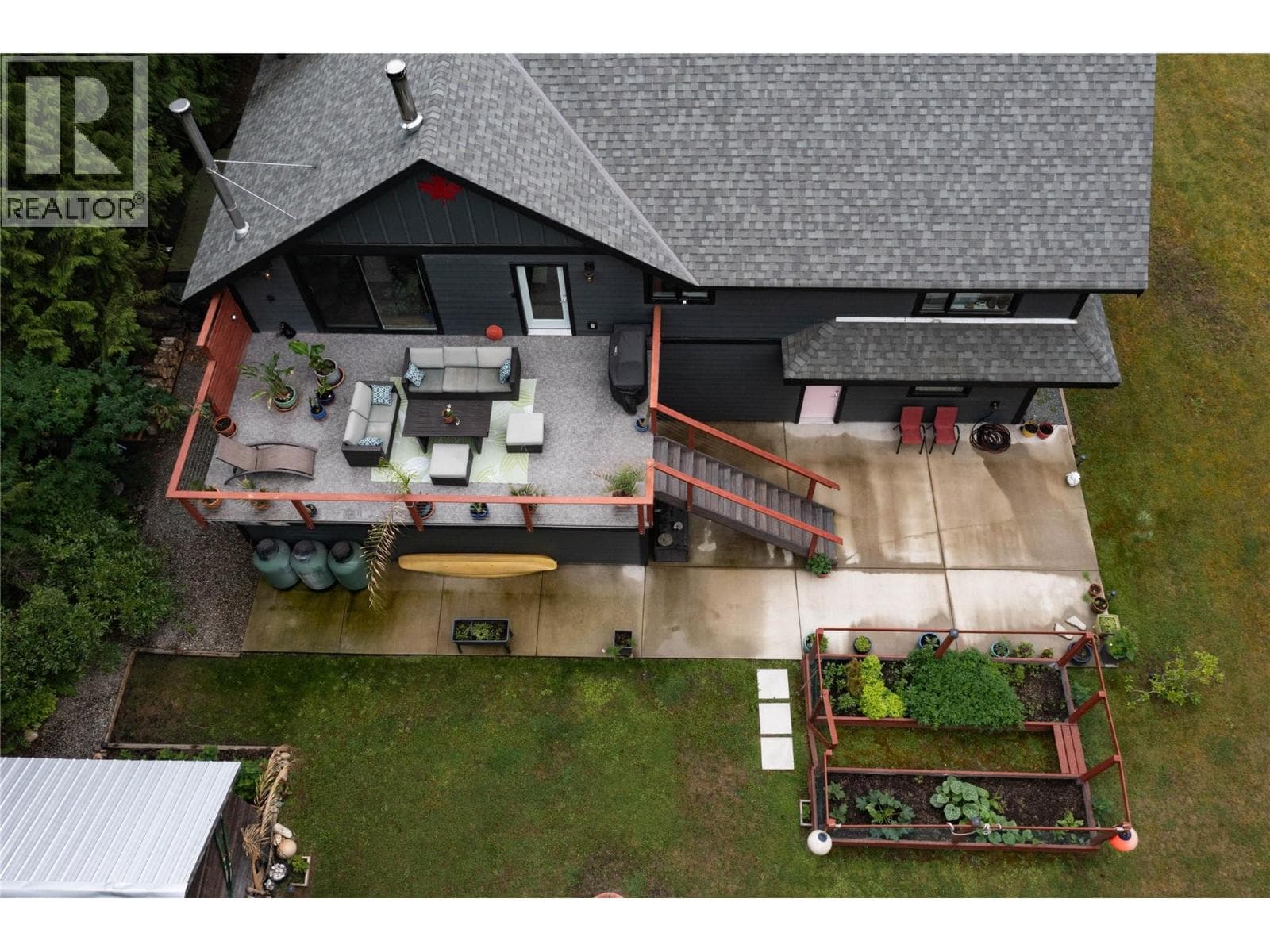 4037 SANTA ROAD, Interior REALTORS® — photo 5
