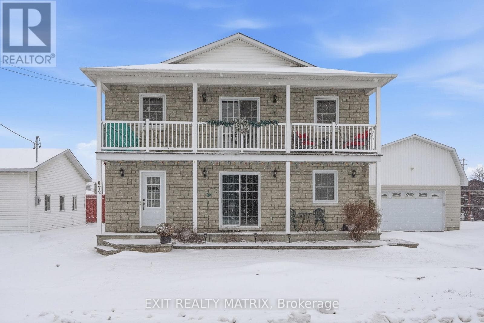 672 JEANNE MANCE STREET, Cornwall — photo 2