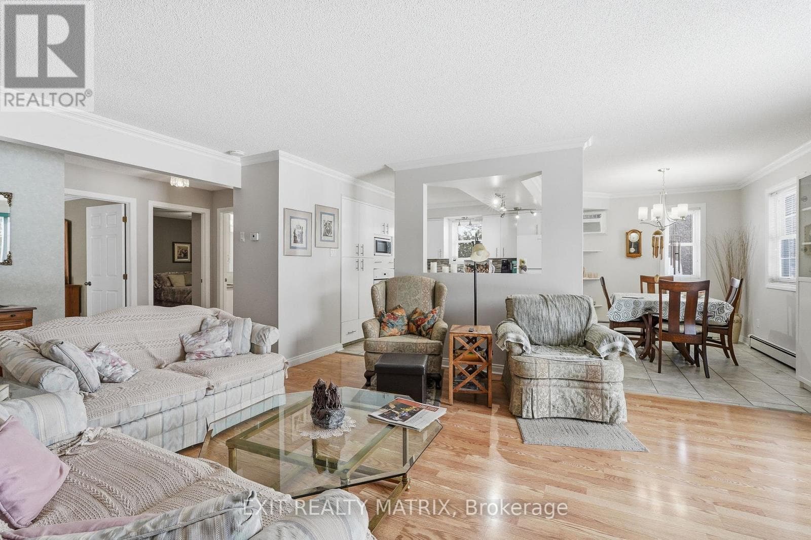 672 JEANNE MANCE STREET, Cornwall — photo 4