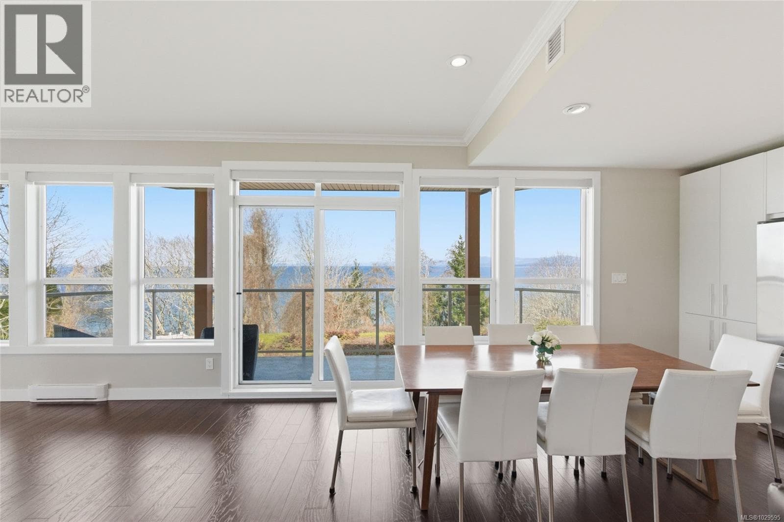 204 439 College Rd, Vancouver Island — photo 4