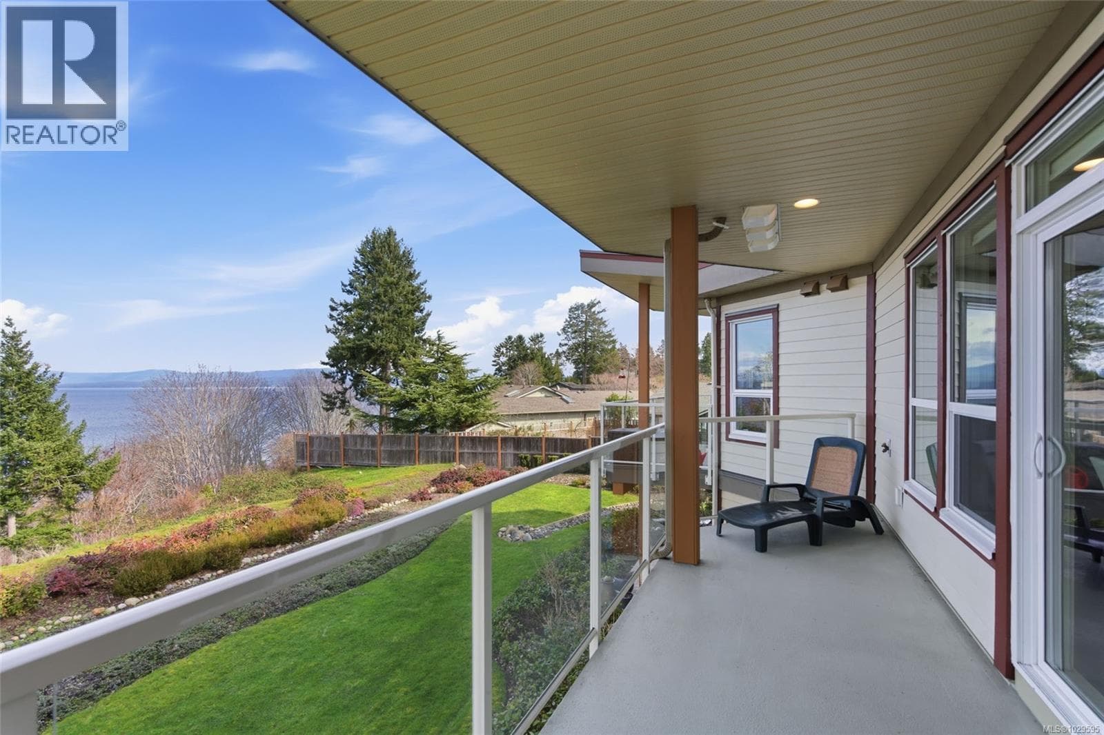 204 439 College Rd, Vancouver Island — photo 5