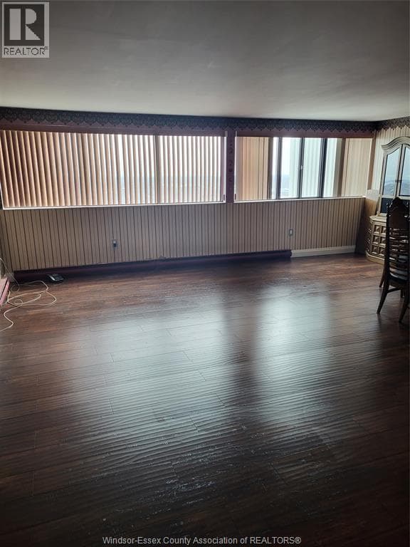 380 PELISSIER Unit# 2502, Windsor — photo 3