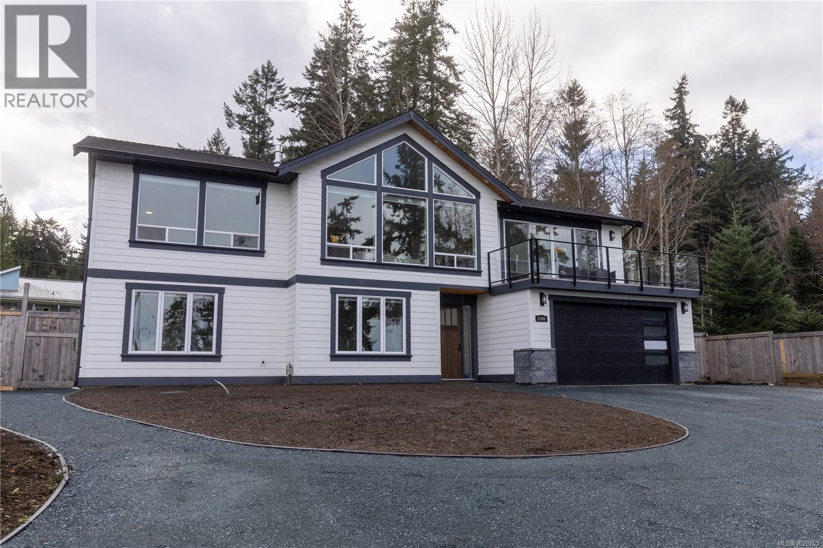 4306 Eva Rd, Vancouver Island — photo 3