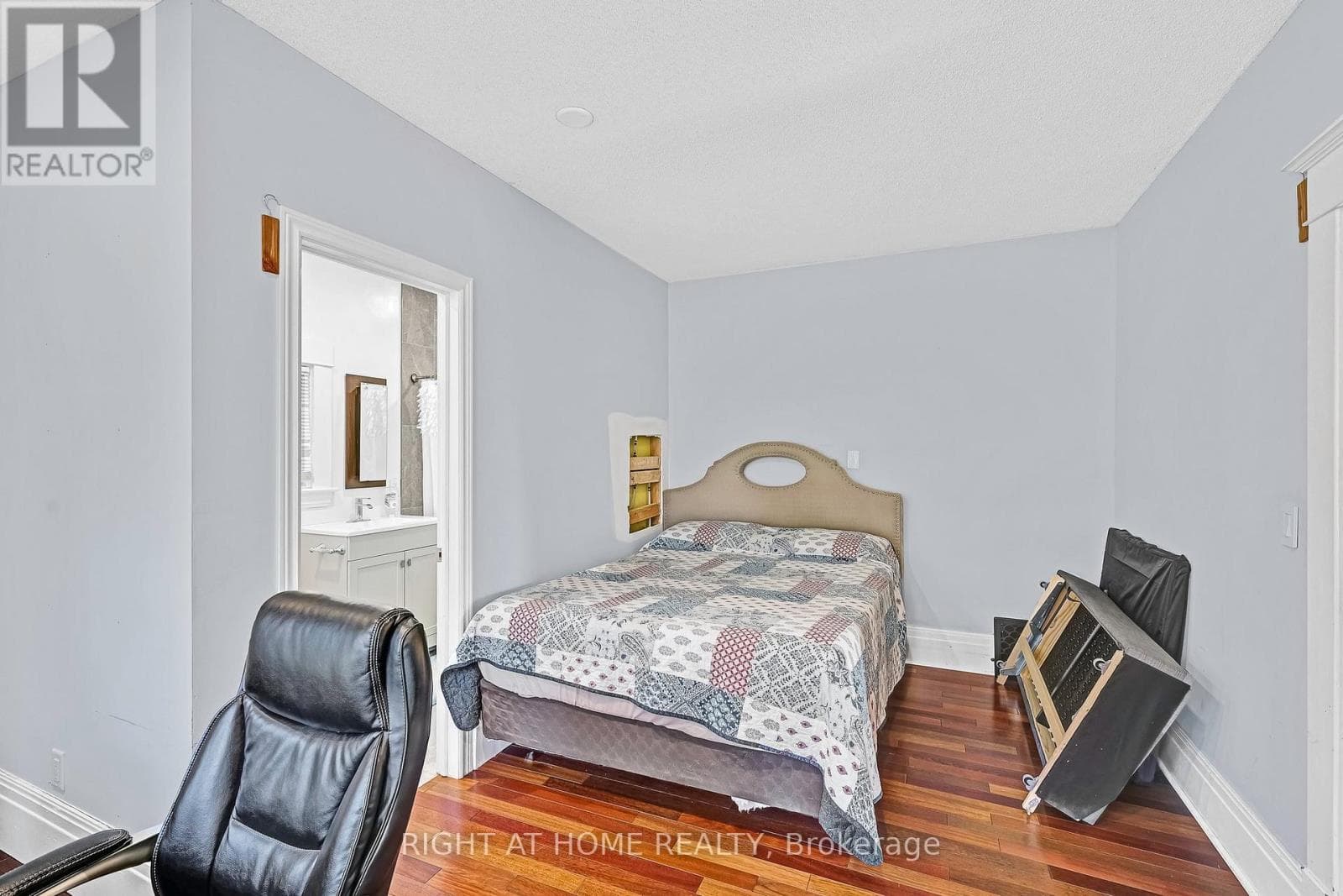 680 WINCHESTER ROAD WEST, Toronto — photo 5