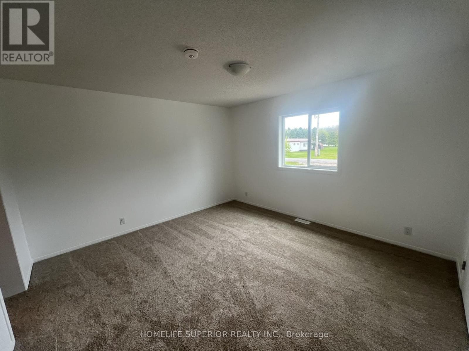 60 SAMA PARK ROAD, Central Lakes — photo 5