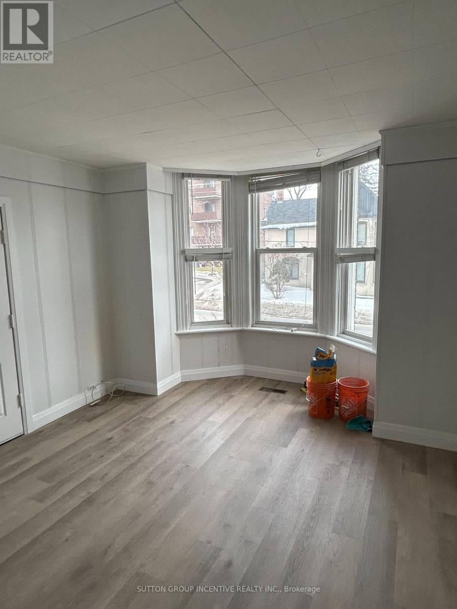 166 COLLIER STREET, Toronto — photo 4