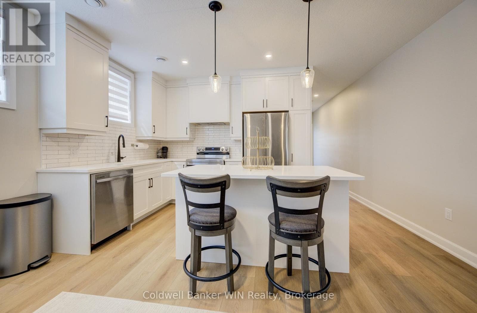 3 - 440 WELLINGTON STREET E, OnePoint — photo 4