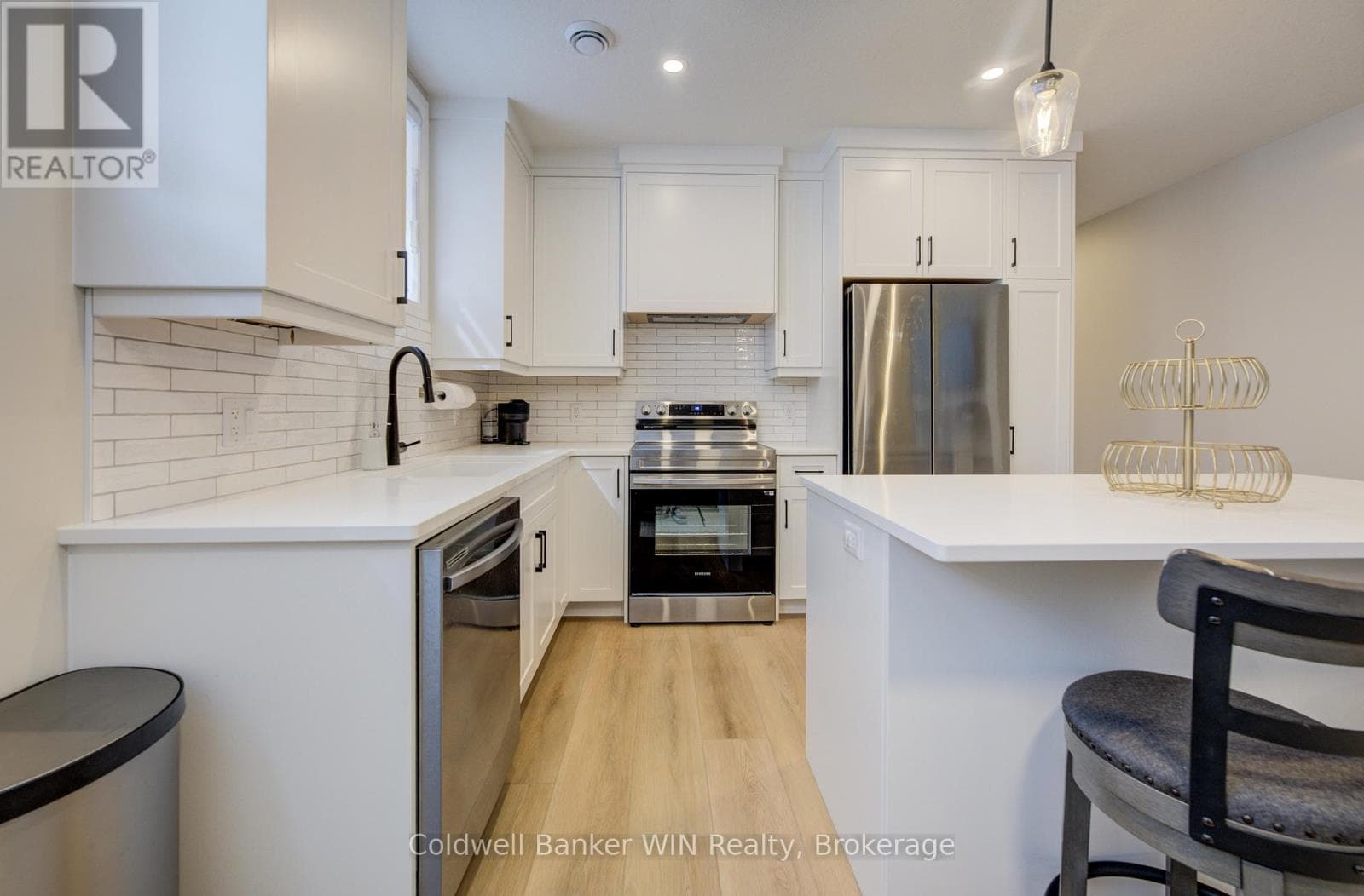 3 - 440 WELLINGTON STREET E, OnePoint — photo 5