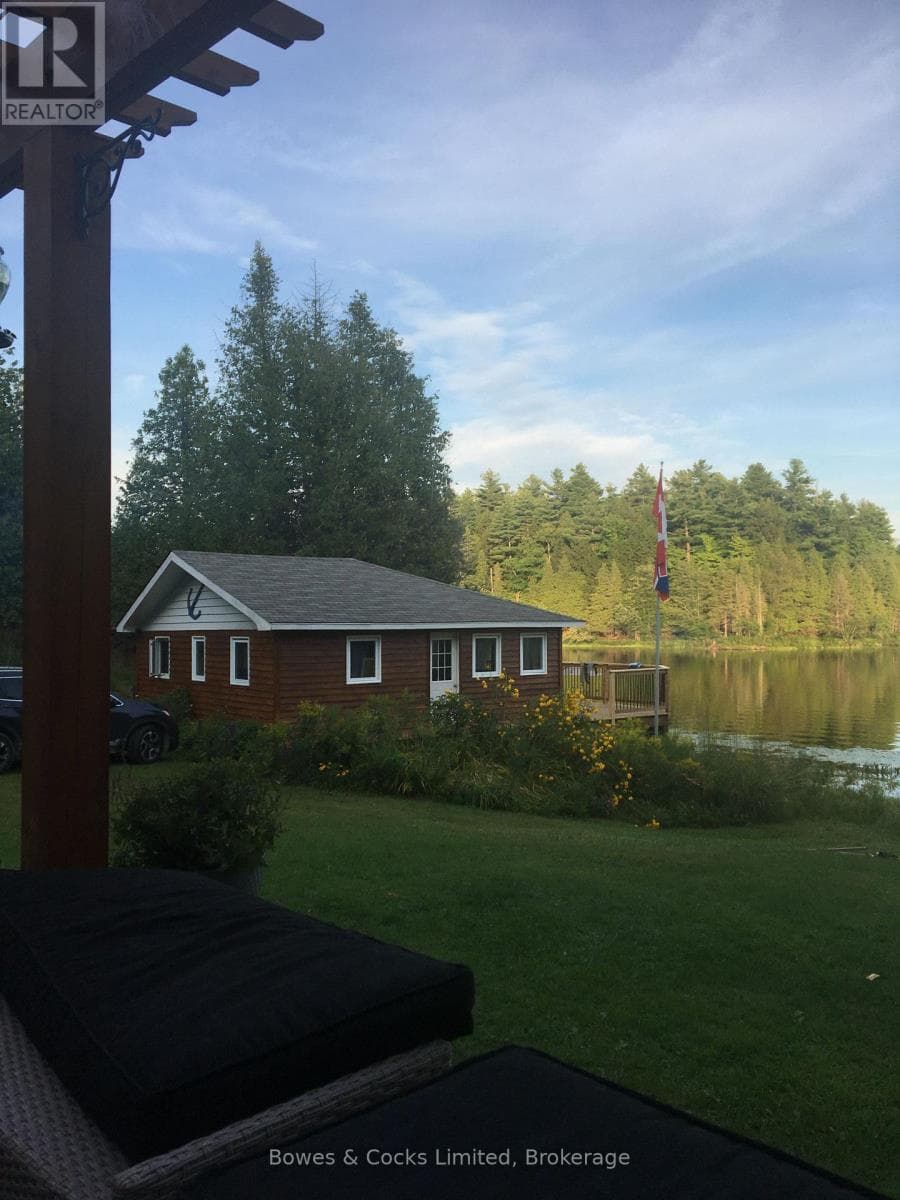 1022 HUMMINGBIRD LANE, Central Lakes — photo 2