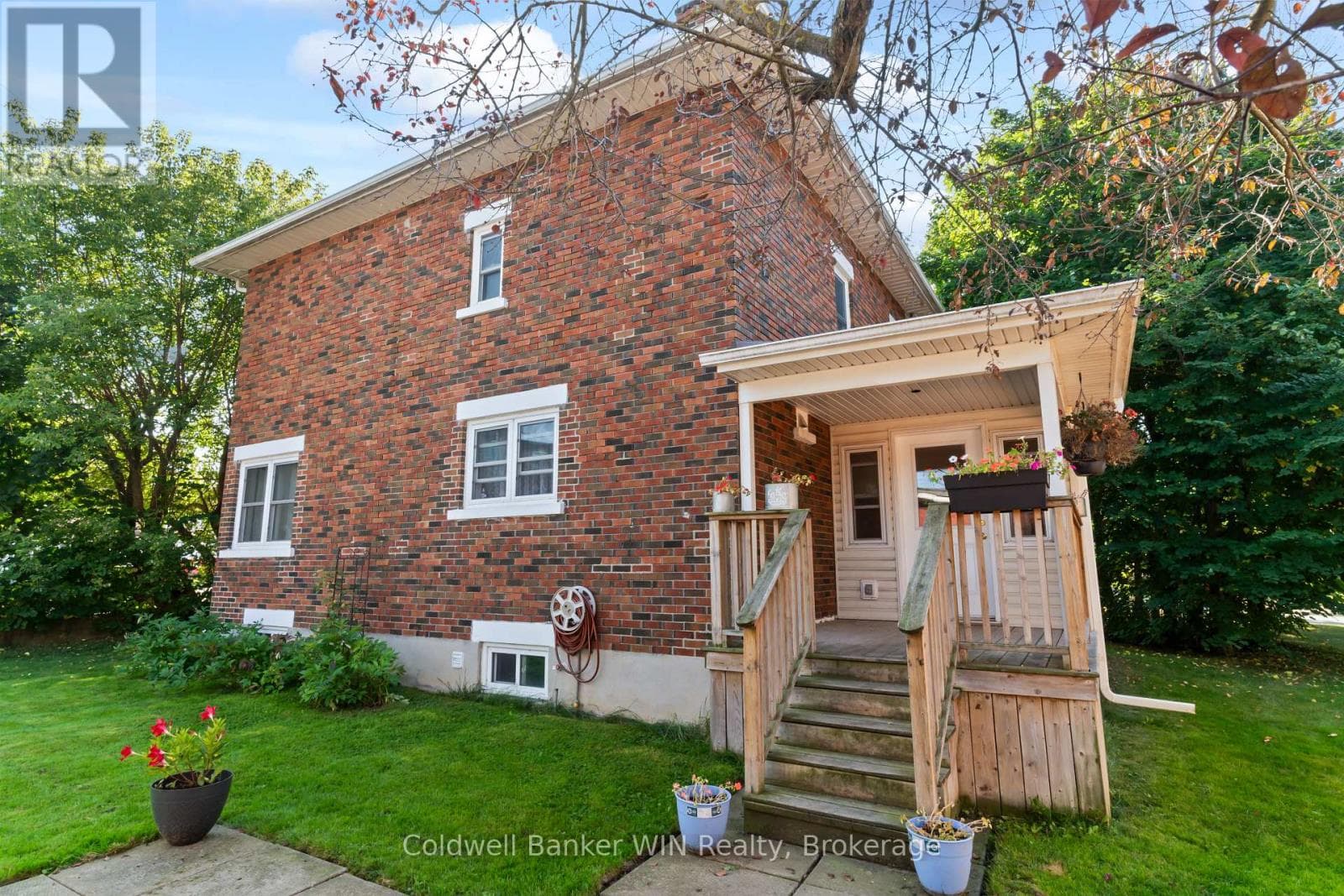 121 QUEEN STREET WEST in 