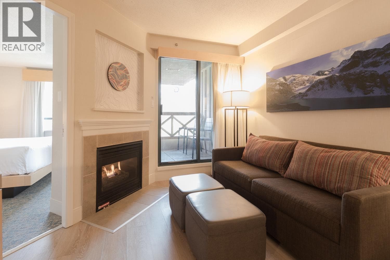 2236 4308 MAIN STREET, Greater Vancouver — photo 2