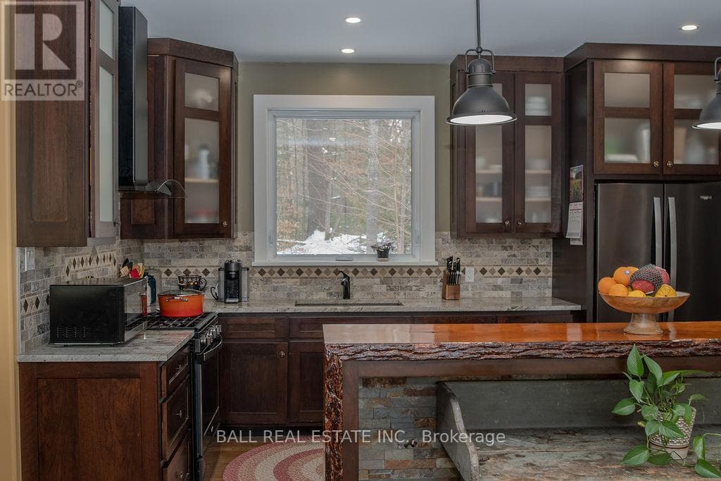 1956 SMITH ROAD, Central Lakes — photo 3