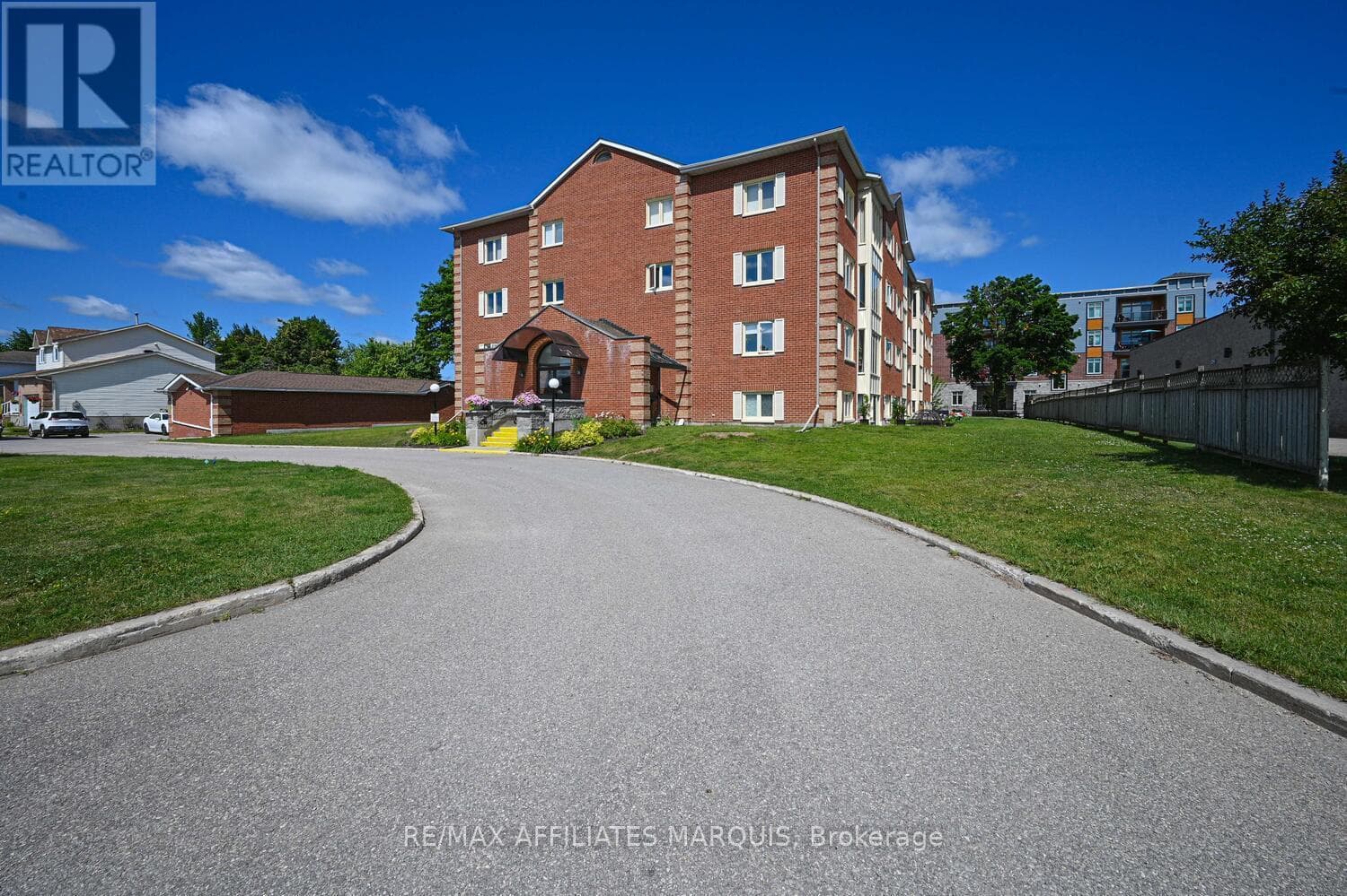 208 - 10 ARMSTRONG DRIVE, Ottawa — photo 4