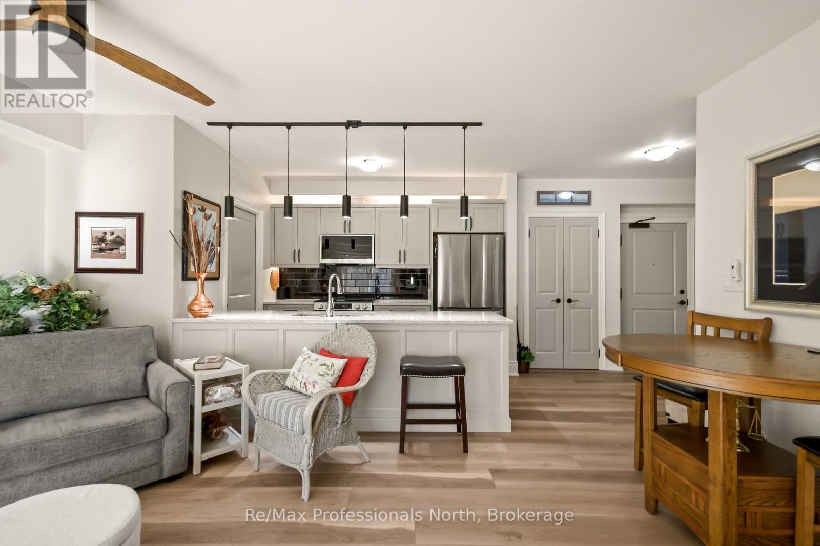 302 - 391 JAMES STREET W, OnePoint — photo 4