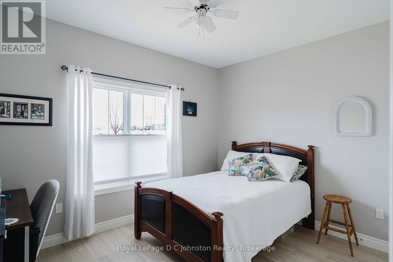1062 WATERLOO STREET, OnePoint — photo 5
