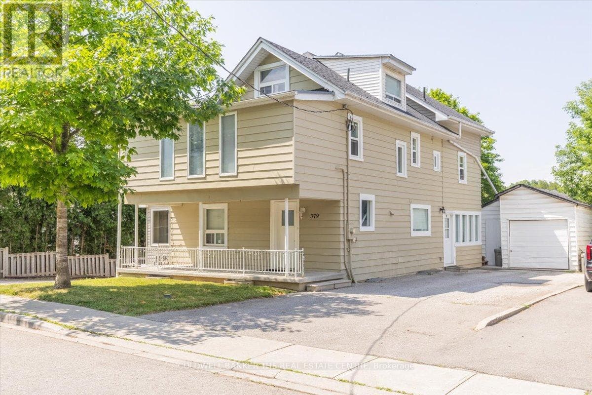 379 SIMCOE STREET in Newmarket Quaker Hill/Haskett Park