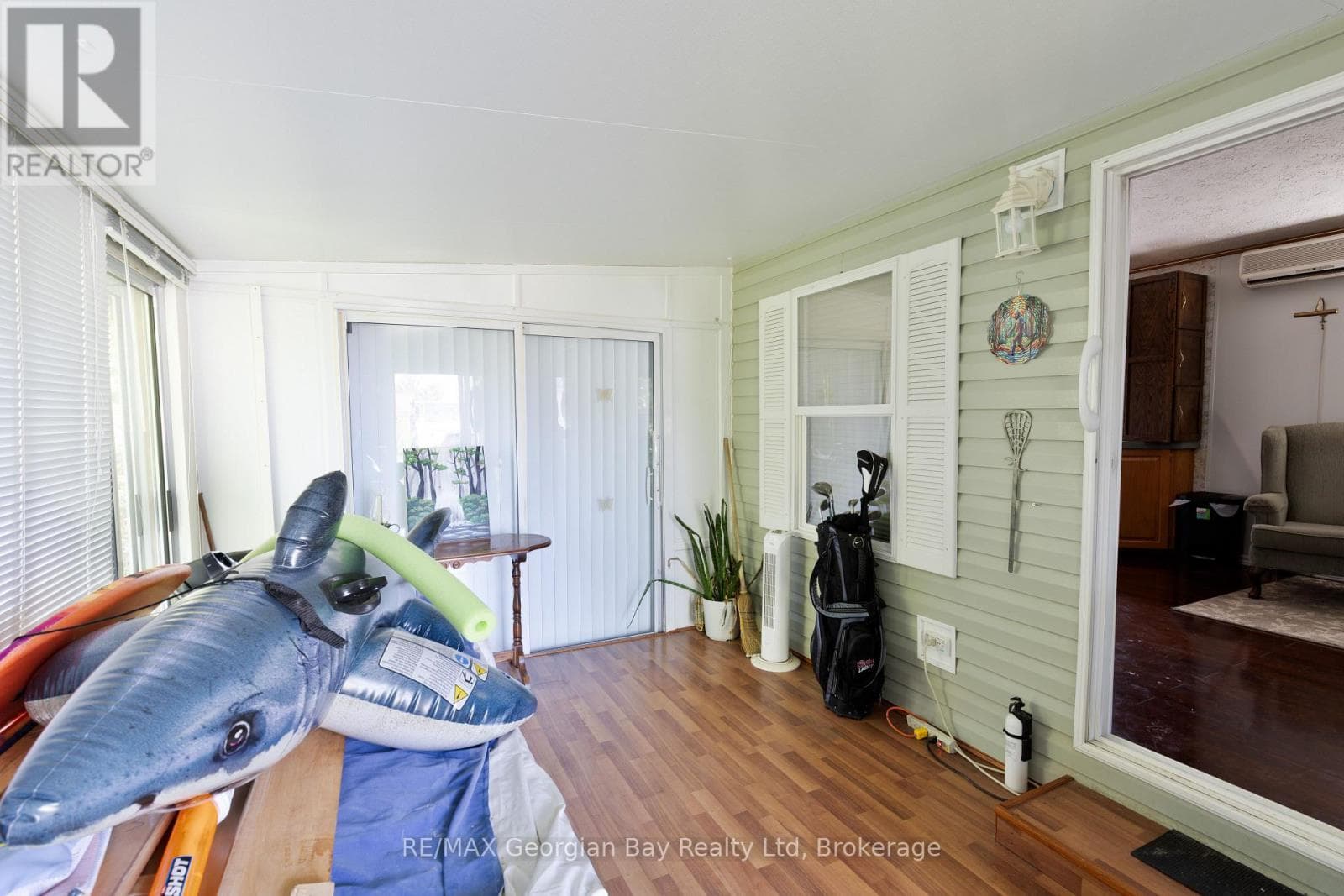 30 - 10 WINFIELD DRIVE, OnePoint — photo 4