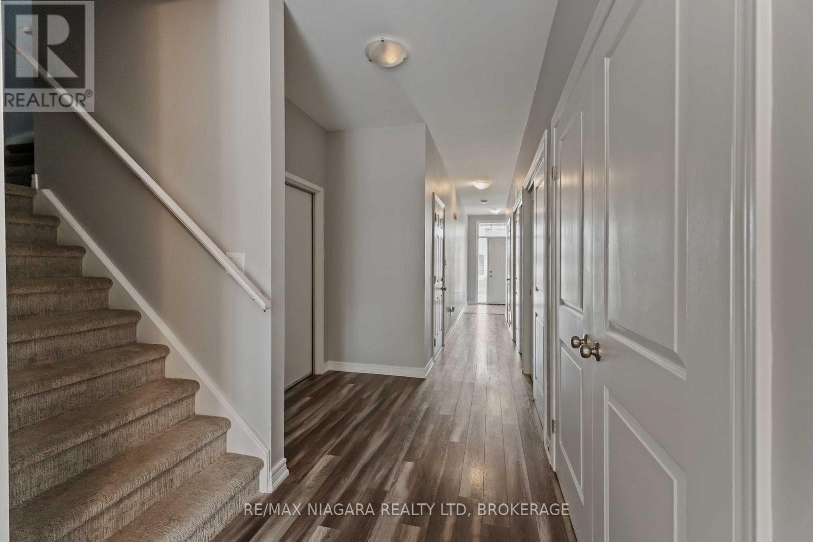81 GROVE STREET, Niagara — photo 5