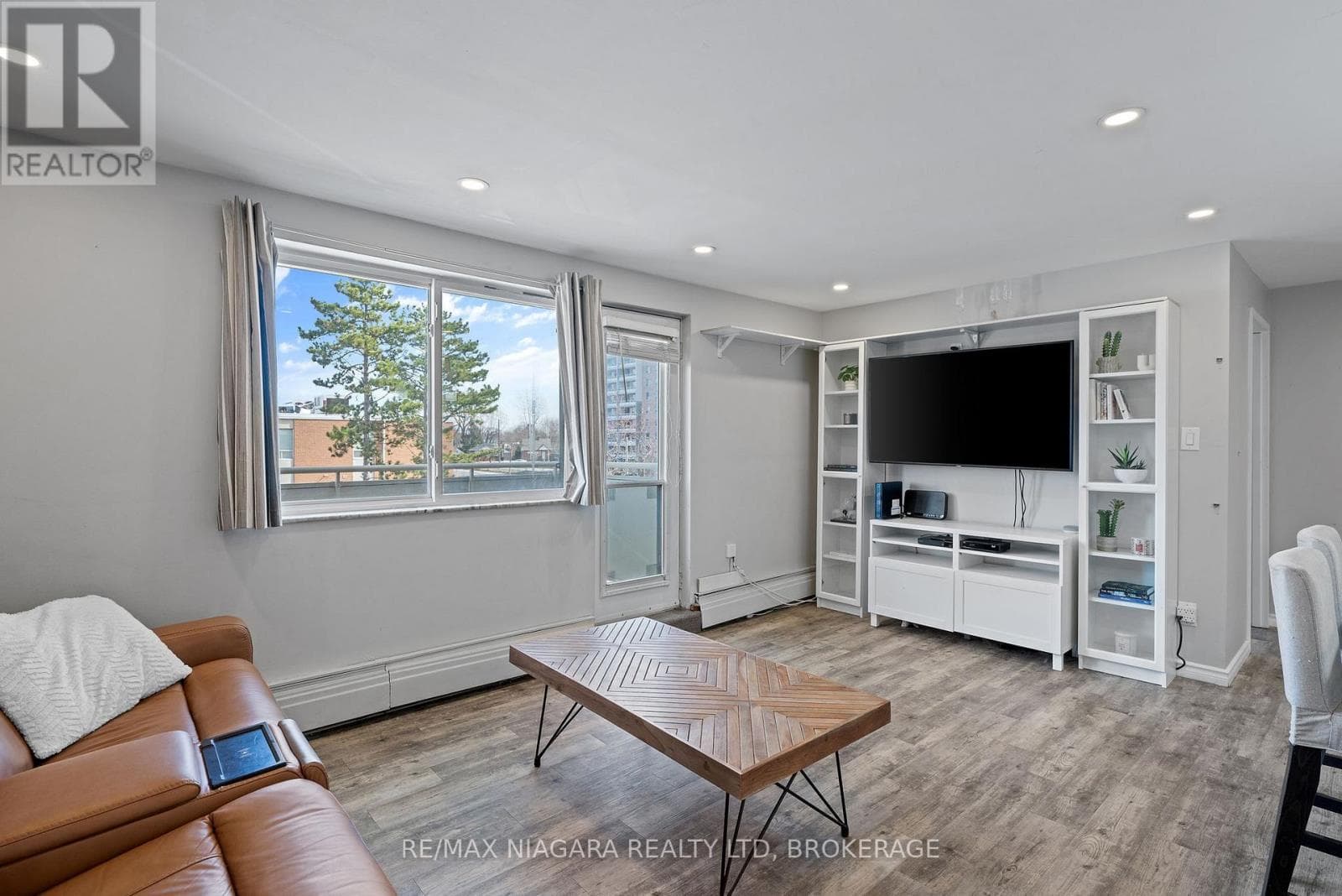308 - 198 SCOTT STREET, Niagara — photo 5