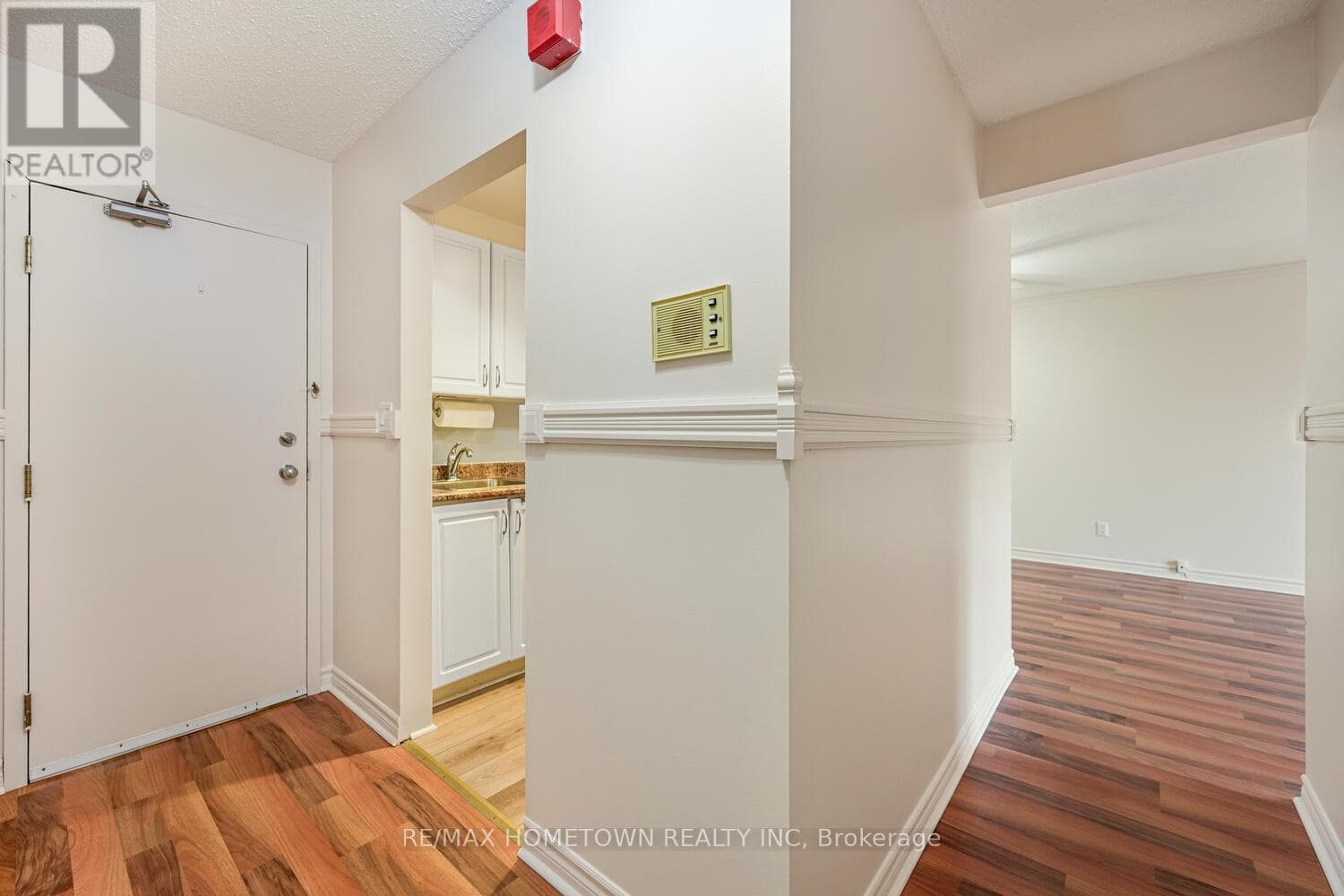 17 - 6 CHARLOTTE PLACE, Rideau St.Lawrence — photo 5