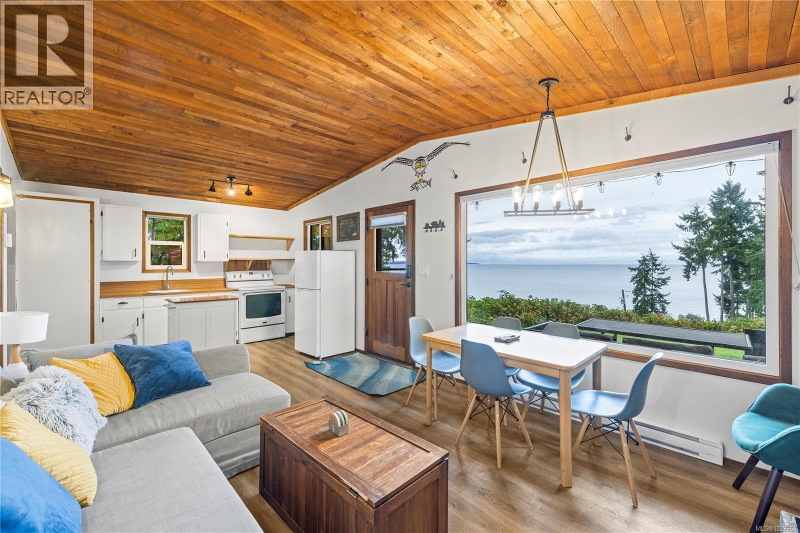 4 4375 KELSEY ROAD, Vancouver Island — photo 2