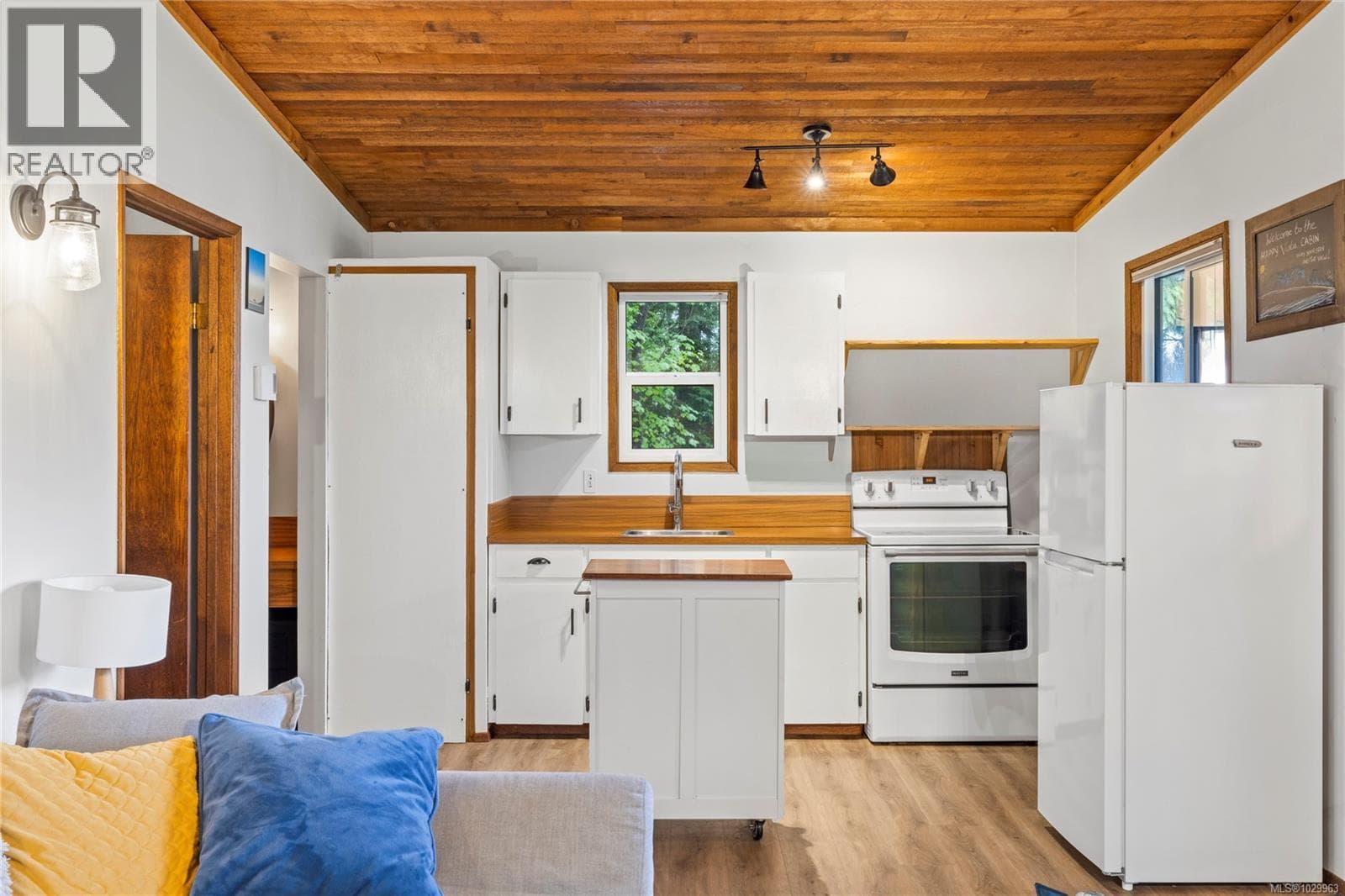 4 4375 KELSEY ROAD, Vancouver Island — photo 5