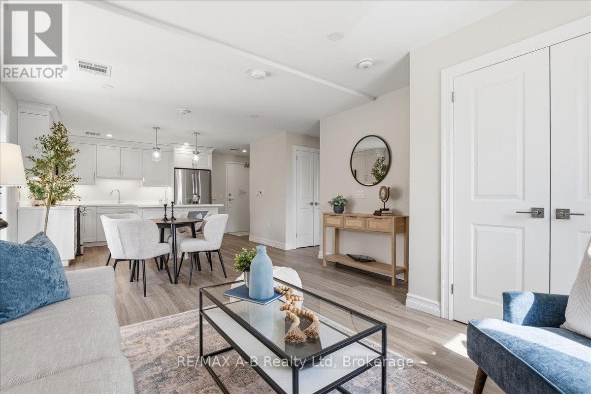 204 - 100 GORDON STREET in 
